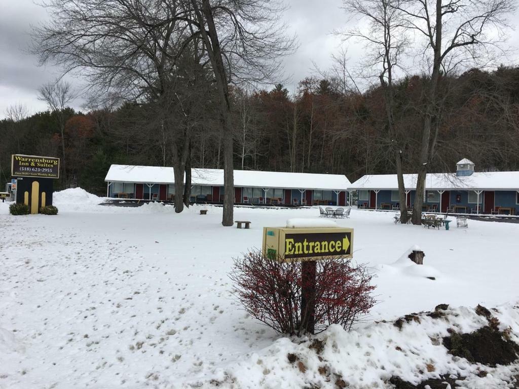 Warrensburg Inn & Suites - 6 Mi To Lake George Esterno foto