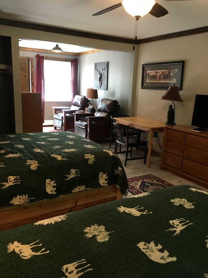 Warrensburg Inn & Suites - 6 Mi To Lake George Esterno foto