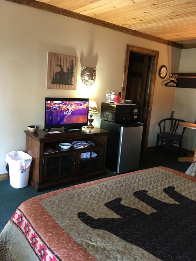 Warrensburg Inn & Suites - 6 Mi To Lake George Esterno foto