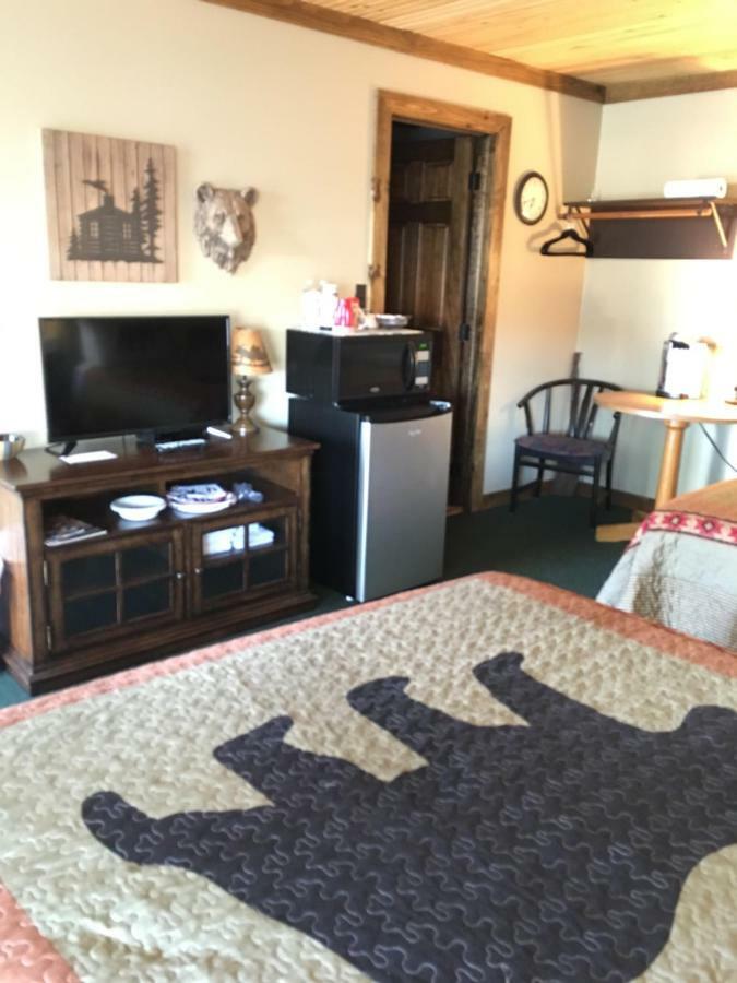 Warrensburg Inn & Suites - 6 Mi To Lake George Esterno foto