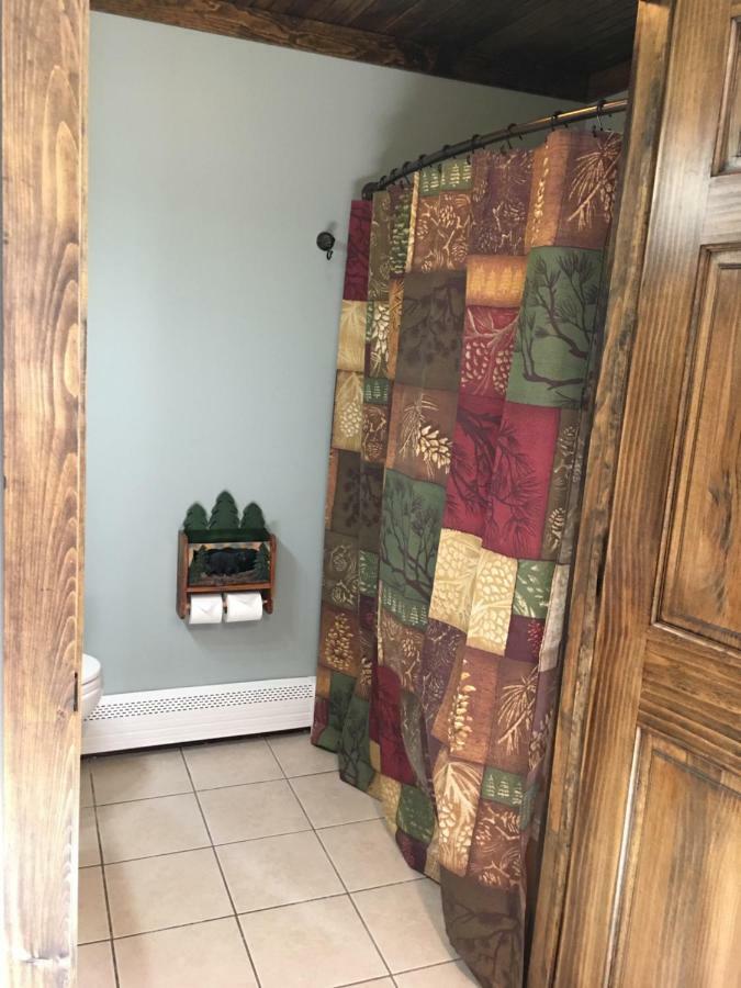 Warrensburg Inn & Suites - 6 Mi To Lake George Esterno foto